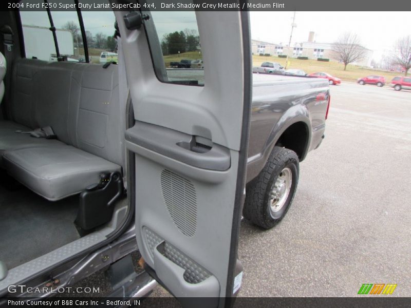 Dark Shadow Grey Metallic / Medium Flint 2004 Ford F250 Super Duty Lariat SuperCab 4x4