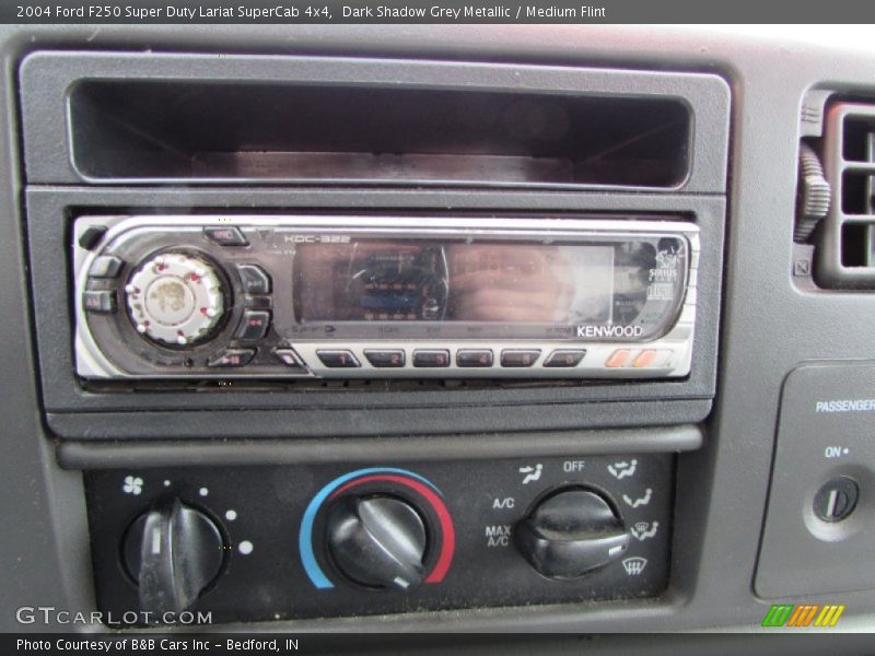 Dark Shadow Grey Metallic / Medium Flint 2004 Ford F250 Super Duty Lariat SuperCab 4x4