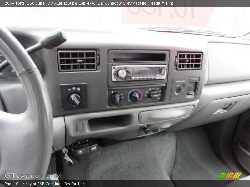 Dark Shadow Grey Metallic / Medium Flint 2004 Ford F250 Super Duty Lariat SuperCab 4x4