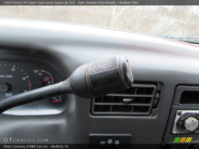 Dark Shadow Grey Metallic / Medium Flint 2004 Ford F250 Super Duty Lariat SuperCab 4x4