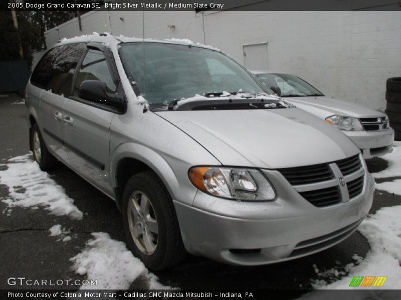 Bright Silver Metallic / Medium Slate Gray 2005 Dodge Grand Caravan SE