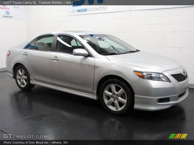 Titanium Metallic / Ash 2007 Toyota Camry SE