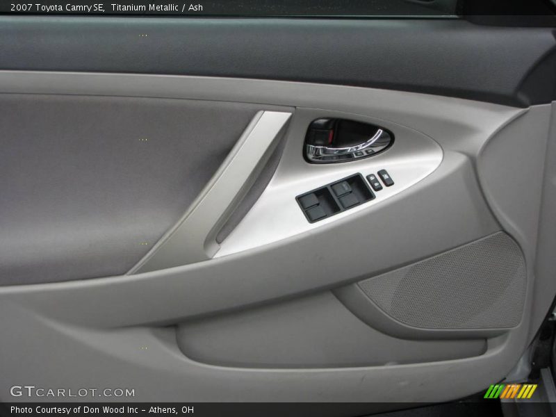 Titanium Metallic / Ash 2007 Toyota Camry SE