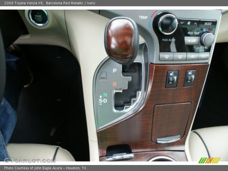 Barcelona Red Metallic / Ivory 2009 Toyota Venza V6