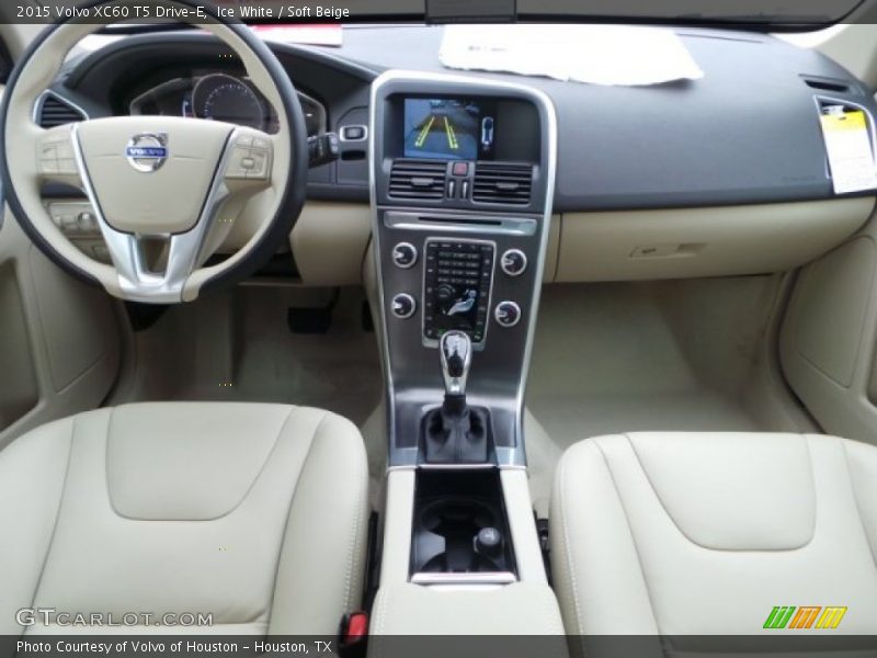 Ice White / Soft Beige 2015 Volvo XC60 T5 Drive-E