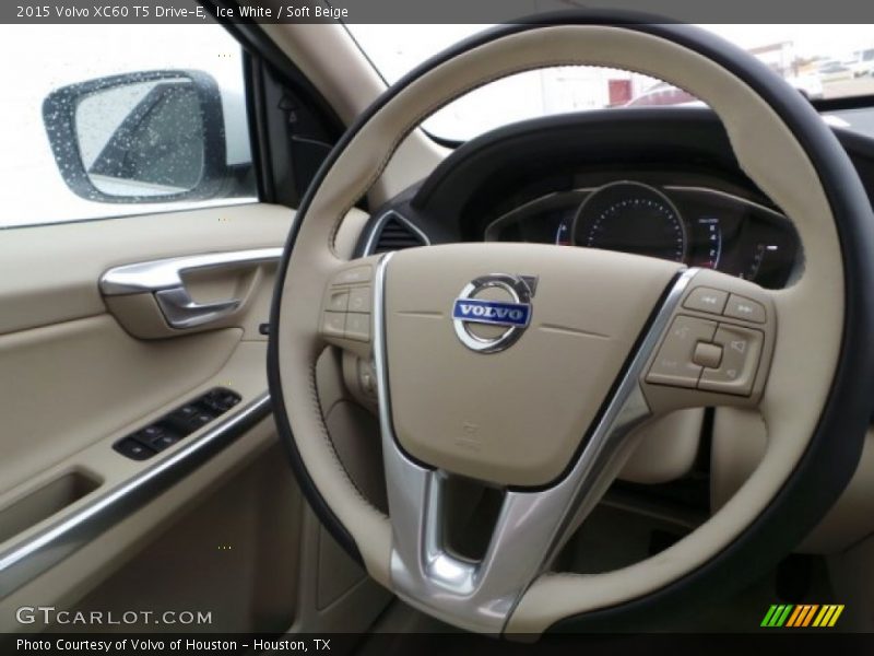 Ice White / Soft Beige 2015 Volvo XC60 T5 Drive-E