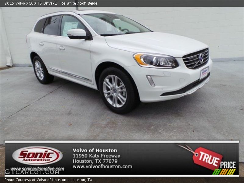 Ice White / Soft Beige 2015 Volvo XC60 T5 Drive-E