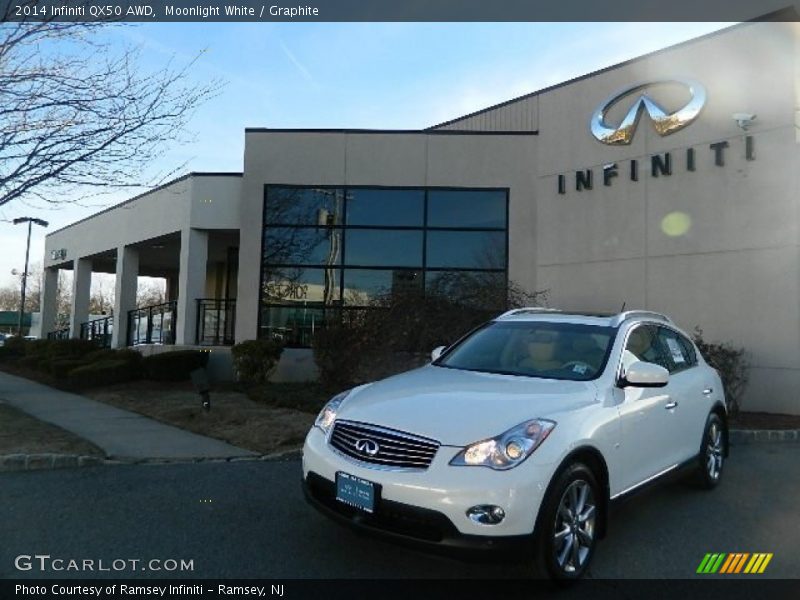 Moonlight White / Graphite 2014 Infiniti QX50 AWD