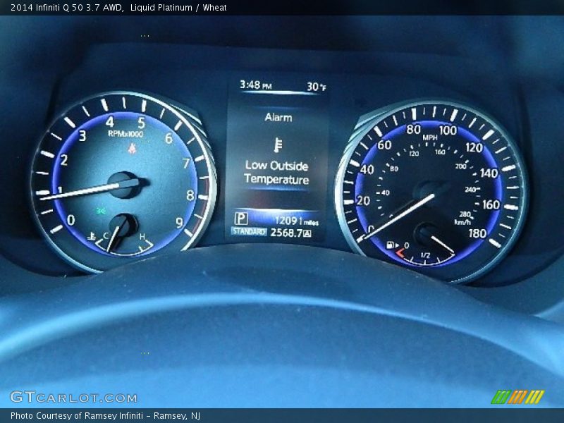 Liquid Platinum / Wheat 2014 Infiniti Q 50 3.7 AWD
