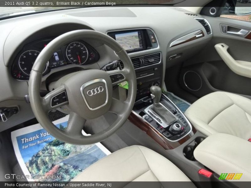  2011 Q5 3.2 quattro Cardamom Beige Interior