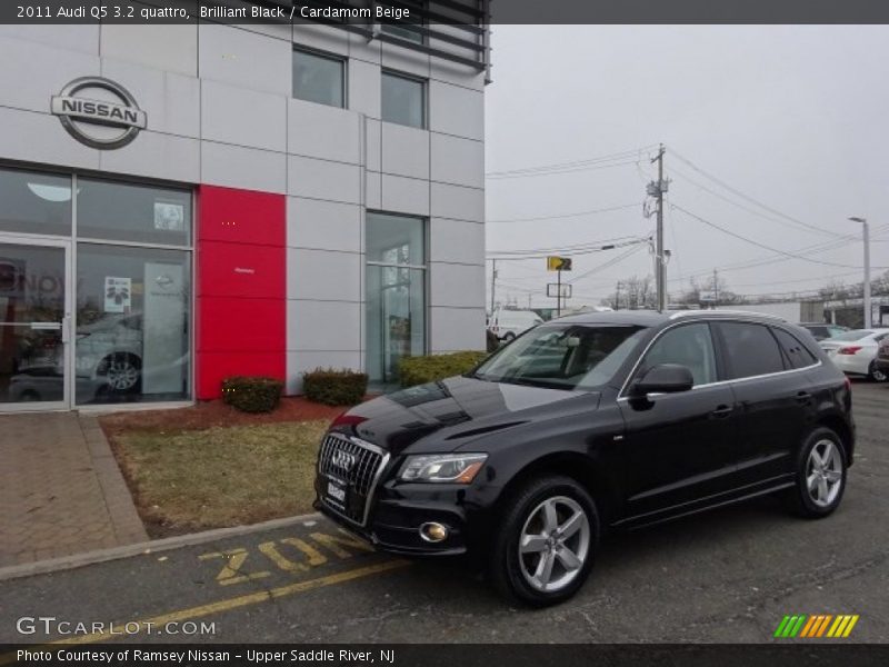 Brilliant Black / Cardamom Beige 2011 Audi Q5 3.2 quattro