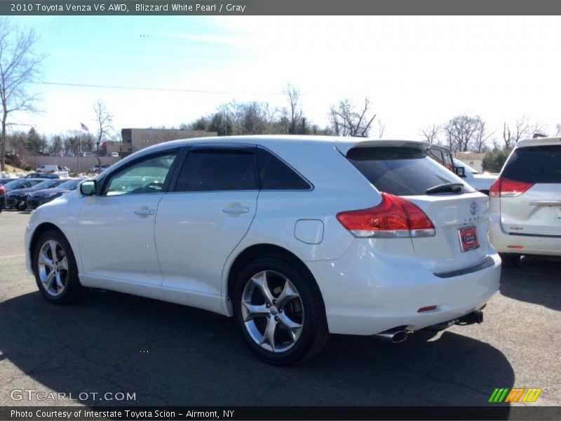 Blizzard White Pearl / Gray 2010 Toyota Venza V6 AWD