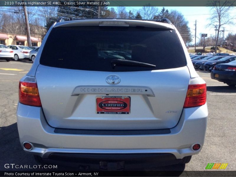 Classic Silver Metallic / Ash 2010 Toyota Highlander SE 4WD