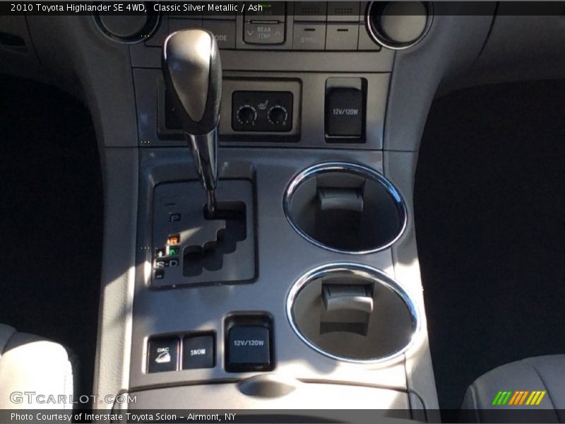 Classic Silver Metallic / Ash 2010 Toyota Highlander SE 4WD