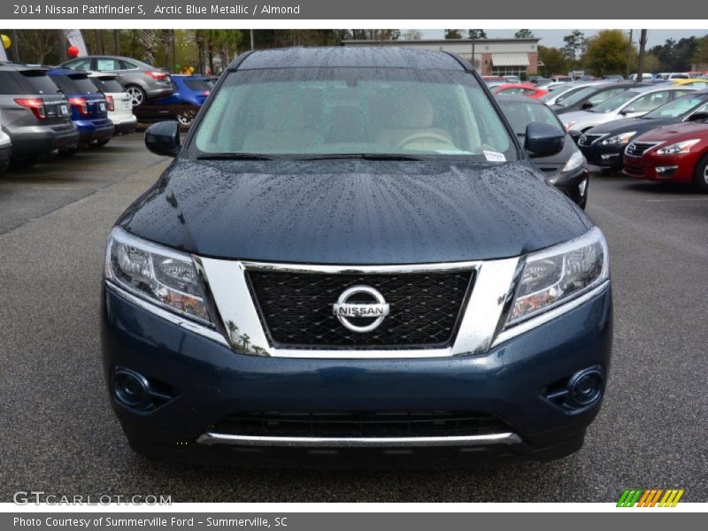 Arctic Blue Metallic / Almond 2014 Nissan Pathfinder S