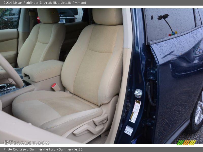 Arctic Blue Metallic / Almond 2014 Nissan Pathfinder S