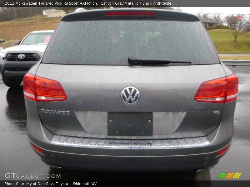 Canyon Gray Metallic / Black Anthracite 2012 Volkswagen Touareg VR6 FSI Sport 4XMotion