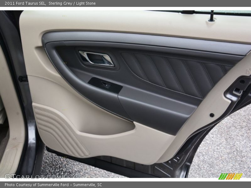 Sterling Grey / Light Stone 2011 Ford Taurus SEL