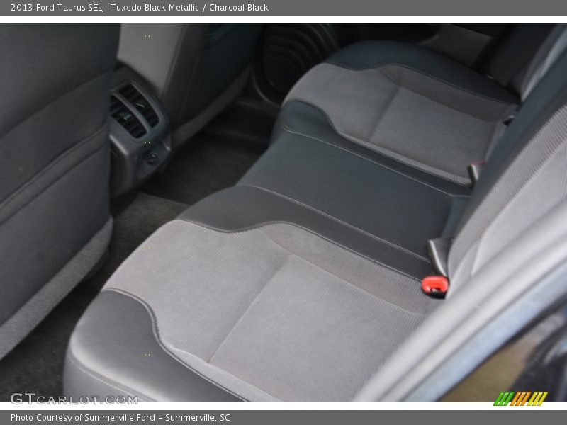 Tuxedo Black Metallic / Charcoal Black 2013 Ford Taurus SEL