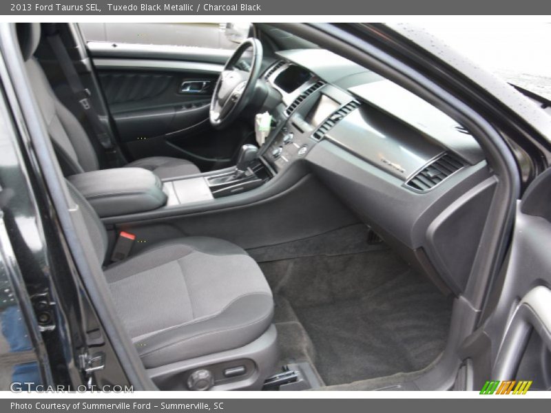 Tuxedo Black Metallic / Charcoal Black 2013 Ford Taurus SEL