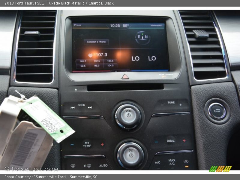 Tuxedo Black Metallic / Charcoal Black 2013 Ford Taurus SEL