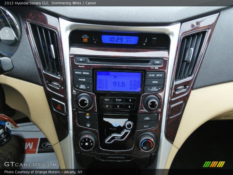 Shimmering White / Camel 2013 Hyundai Sonata GLS
