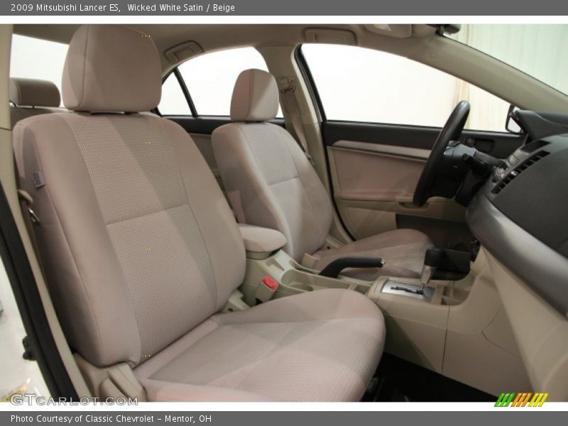 Wicked White Satin / Beige 2009 Mitsubishi Lancer ES