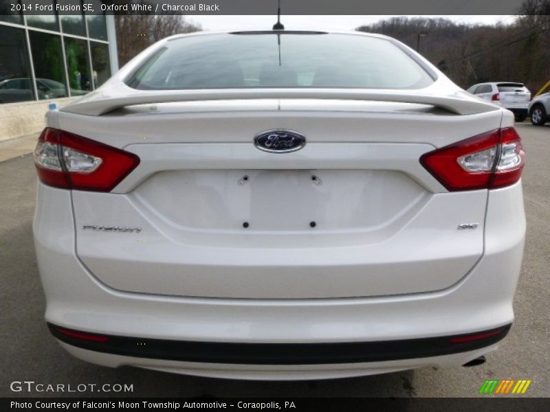 Oxford White / Charcoal Black 2014 Ford Fusion SE