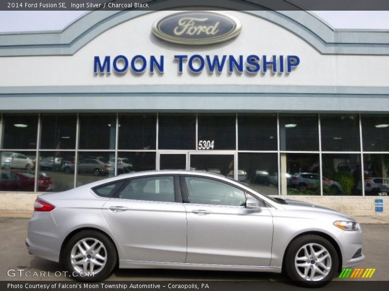 Ingot Silver / Charcoal Black 2014 Ford Fusion SE