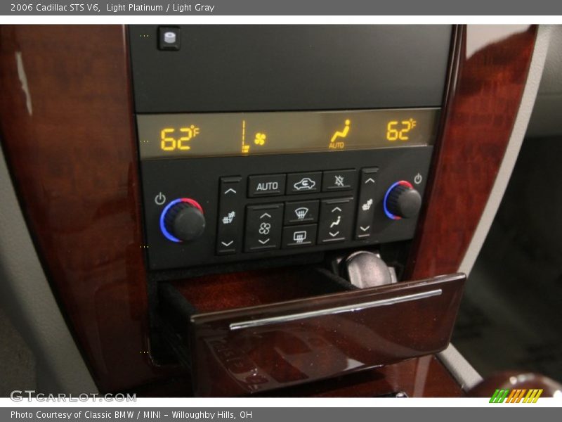 Light Platinum / Light Gray 2006 Cadillac STS V6