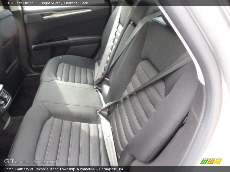 Ingot Silver / Charcoal Black 2014 Ford Fusion SE
