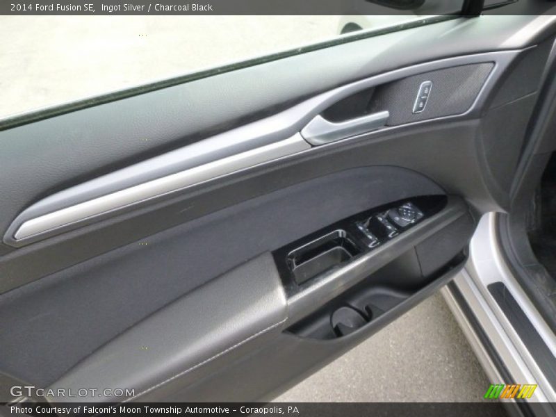 Ingot Silver / Charcoal Black 2014 Ford Fusion SE