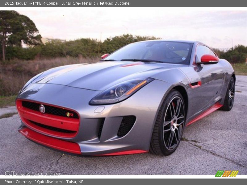 Front 3/4 View of 2015 F-TYPE R Coupe