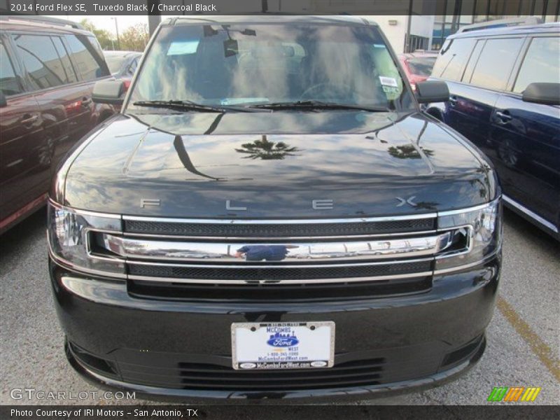 Tuxedo Black / Charcoal Black 2014 Ford Flex SE