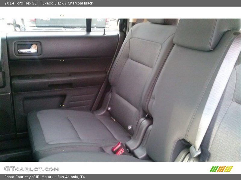 Tuxedo Black / Charcoal Black 2014 Ford Flex SE