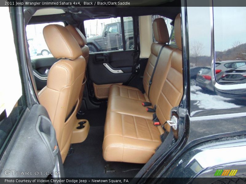 Black / Black/Dark Saddle 2011 Jeep Wrangler Unlimited Sahara 4x4