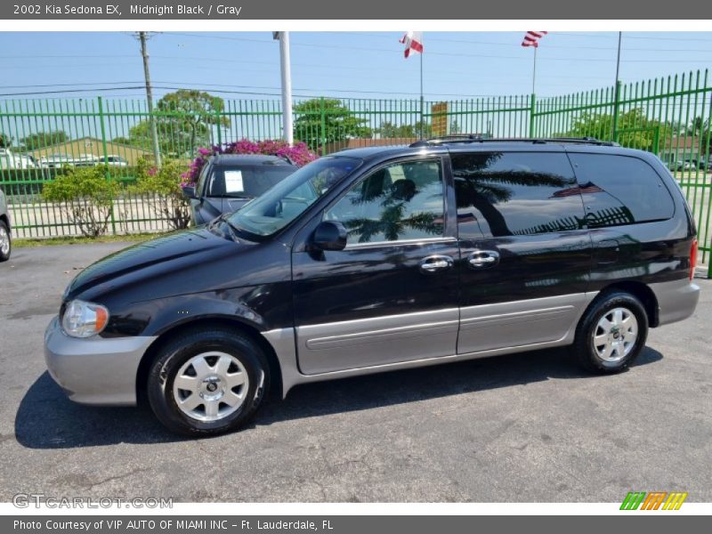 Midnight Black / Gray 2002 Kia Sedona EX
