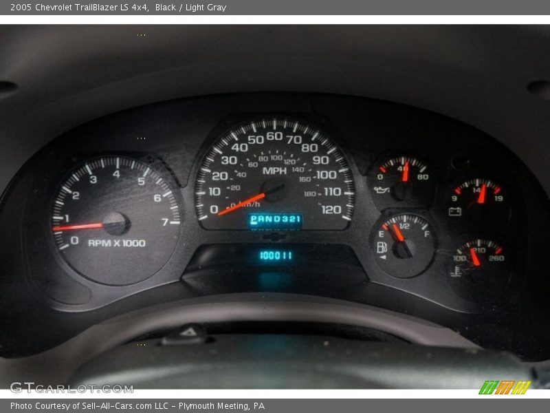 Black / Light Gray 2005 Chevrolet TrailBlazer LS 4x4