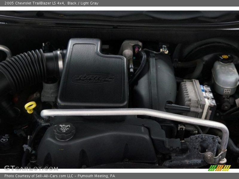 Black / Light Gray 2005 Chevrolet TrailBlazer LS 4x4