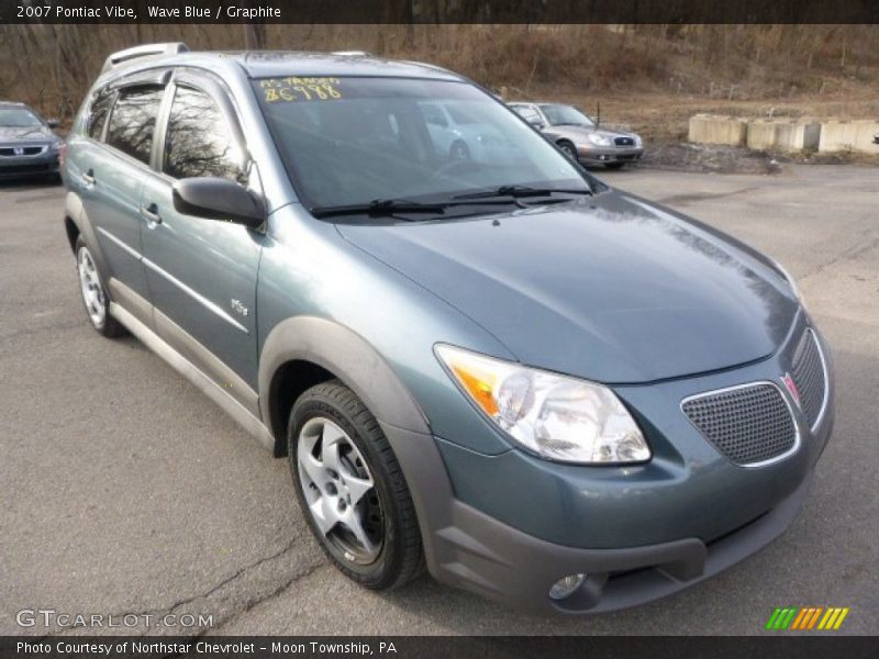 Front 3/4 View of 2007 Vibe 