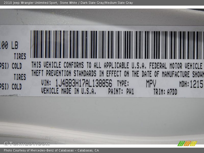 Stone White / Dark Slate Gray/Medium Slate Gray 2010 Jeep Wrangler Unlimited Sport