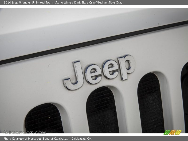 Stone White / Dark Slate Gray/Medium Slate Gray 2010 Jeep Wrangler Unlimited Sport