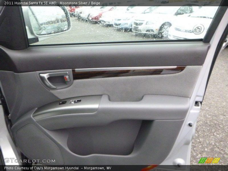 Moonstone Silver / Beige 2011 Hyundai Santa Fe SE AWD