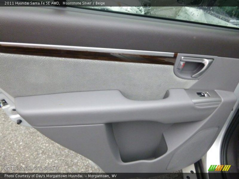 Moonstone Silver / Beige 2011 Hyundai Santa Fe SE AWD