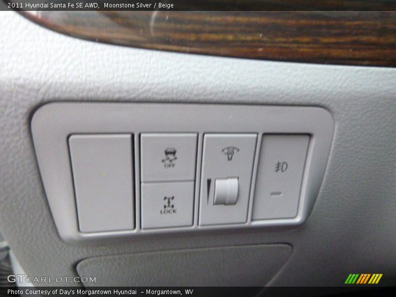 Moonstone Silver / Beige 2011 Hyundai Santa Fe SE AWD