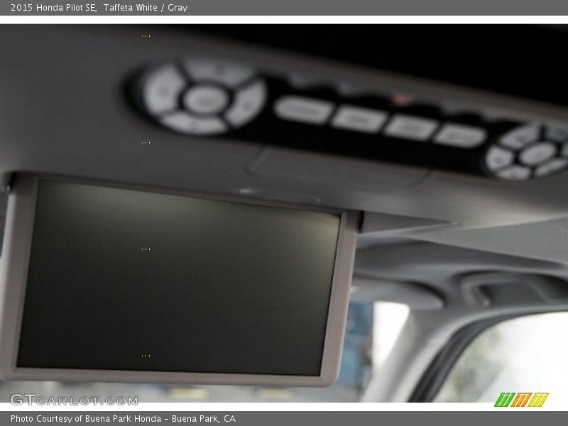 Taffeta White / Gray 2015 Honda Pilot SE