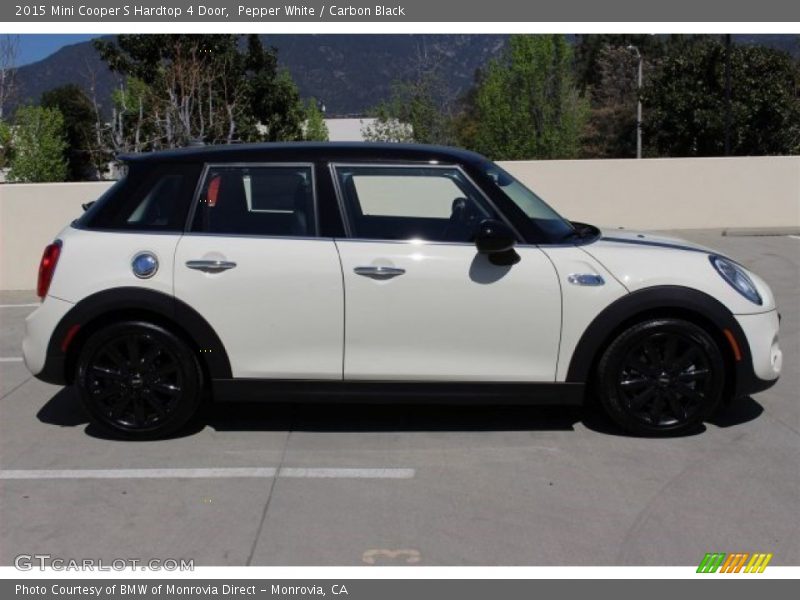 Pepper White / Carbon Black 2015 Mini Cooper S Hardtop 4 Door