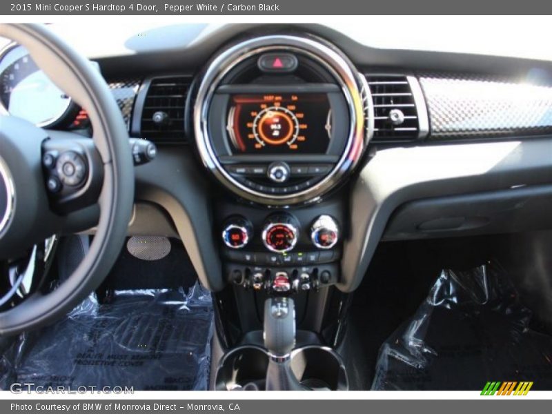 Pepper White / Carbon Black 2015 Mini Cooper S Hardtop 4 Door