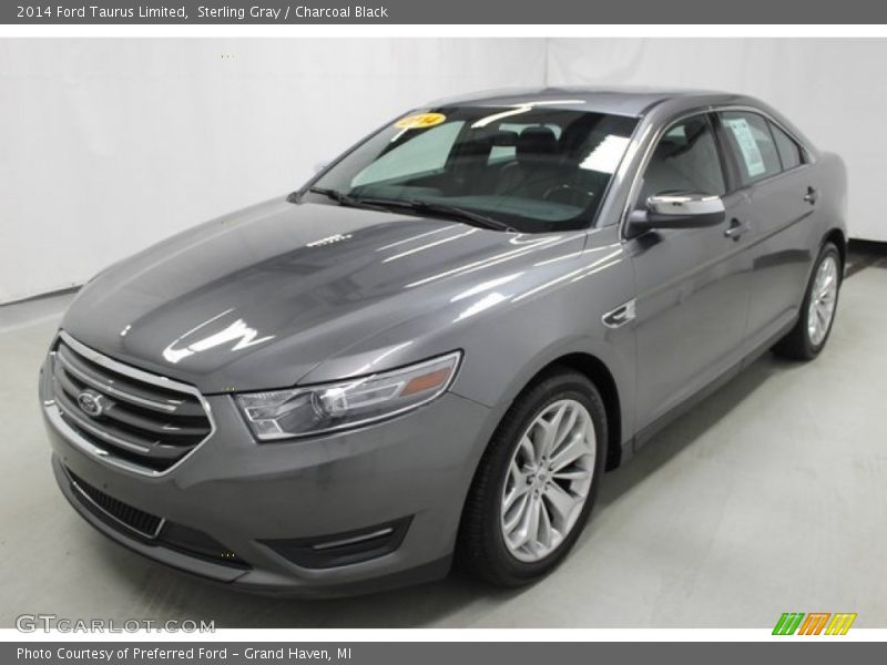 Sterling Gray / Charcoal Black 2014 Ford Taurus Limited