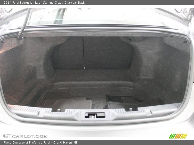 Sterling Gray / Charcoal Black 2014 Ford Taurus Limited